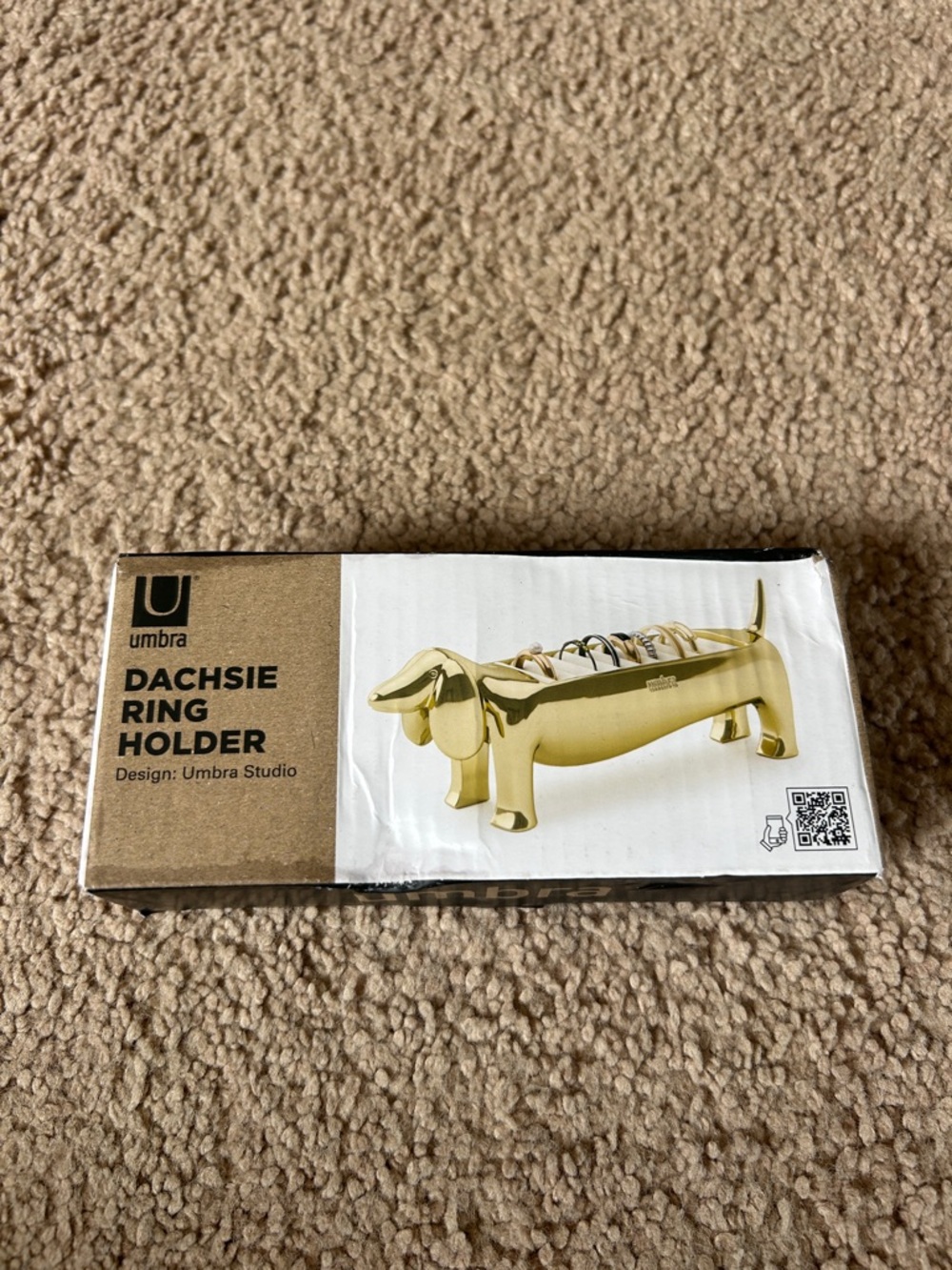 Umbra Dachsie Ring Holder - Metallic Gold Finish